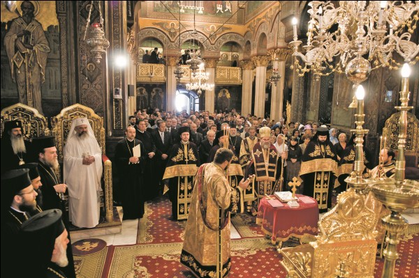 _DSC7235 Slujba Te Deumului în Catedrala Patriarhală la constituirea Adunării Naţionale Bisericeşti a Bisericii Ortodoxe Române pentru perioada 2010-2014