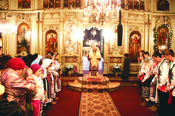 Binecuvântare arhierească la hramul bisericii ,,Sf. Nicolae” din Brăila