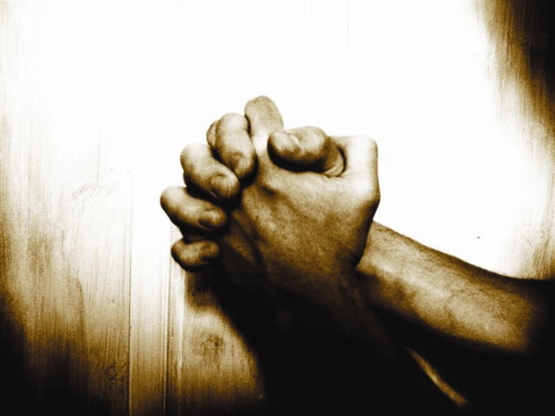 praying-hands-3