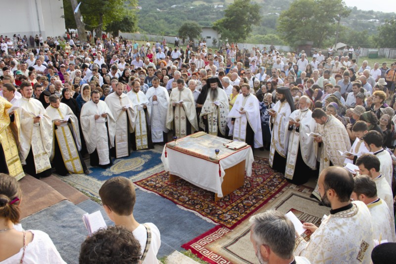 14 august 2013: Slujba Prohodului Maicii Domnului, la Mănăstirea Adam