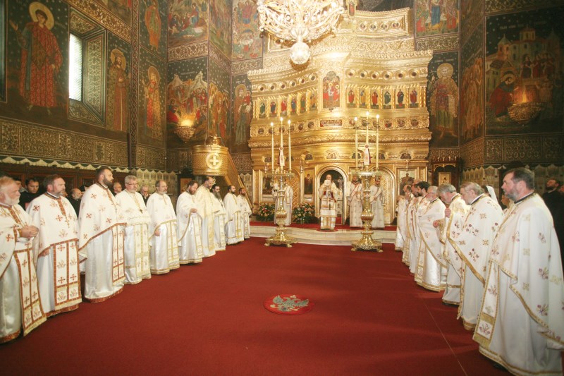 Sfânta Liturghie arhierească la Catedrala din Galaţi