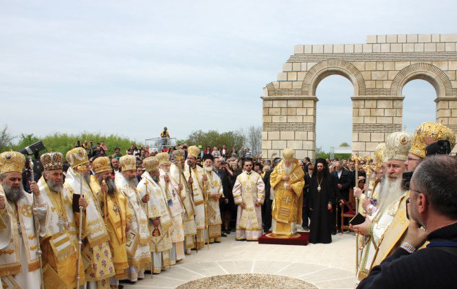 2 mai 2015: Sfânta Liturghie săvârşită pe ruinele basilicii de la Pliska, vechea capitală a Bulgariei