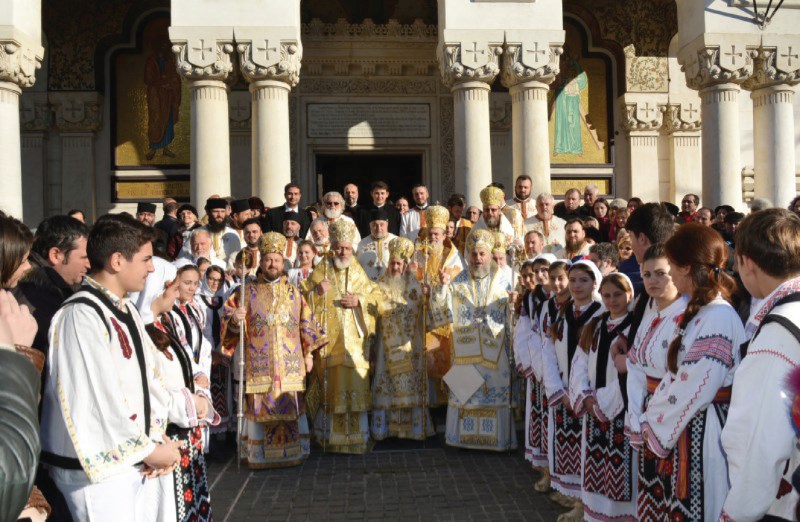 Ierarhi ai Sfântului Sinod al Bisericii Ortodoxe Române, invitați la Dunărea de Jos